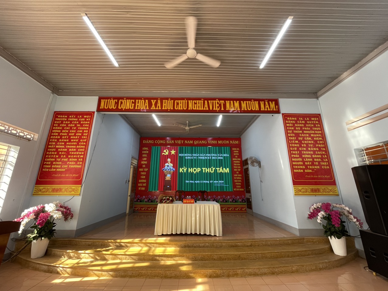KỲ HỌP LẦN THỨ 8 HĐND PHƯỜNG KHOÁ VI, NHIỆM KỲ 2021-2026